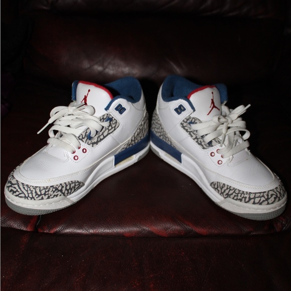 True Blue 3s size 4.5Y - Picture 4 of 5